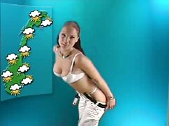 Pas filmeerotique timide du tout